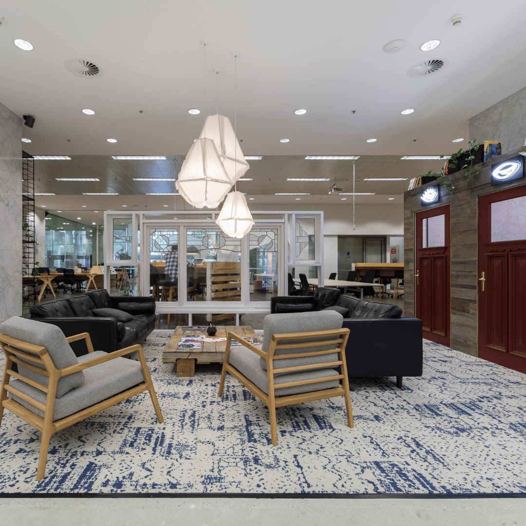 5-Oct-23-2023-06-51-00-5585-AM